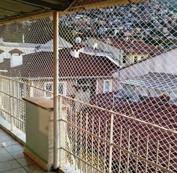 BALKON KORUMA FİLESİ  ( 5 cm e 5 cm göz aralıklı)